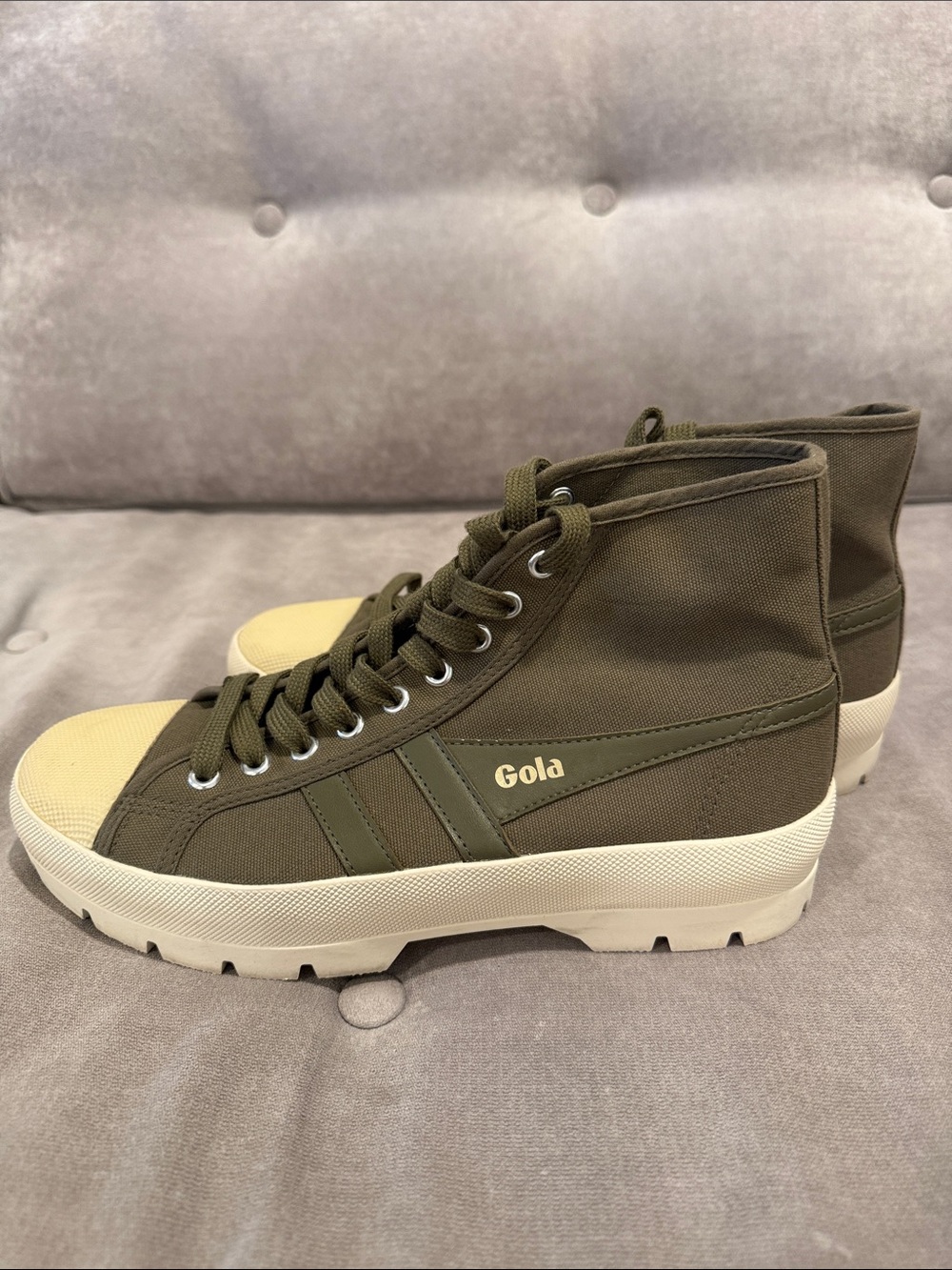 Gola Coaster Peak High Women’s Sneaker in Olive 10